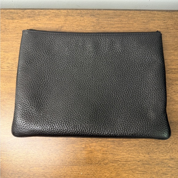Kate Spade New York Black Pebbled Leather Zip Pouch Clutch –Classic Everyday Bag